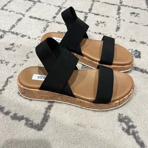 Hardly worn Steve Madden Adi Sandals size 6.5